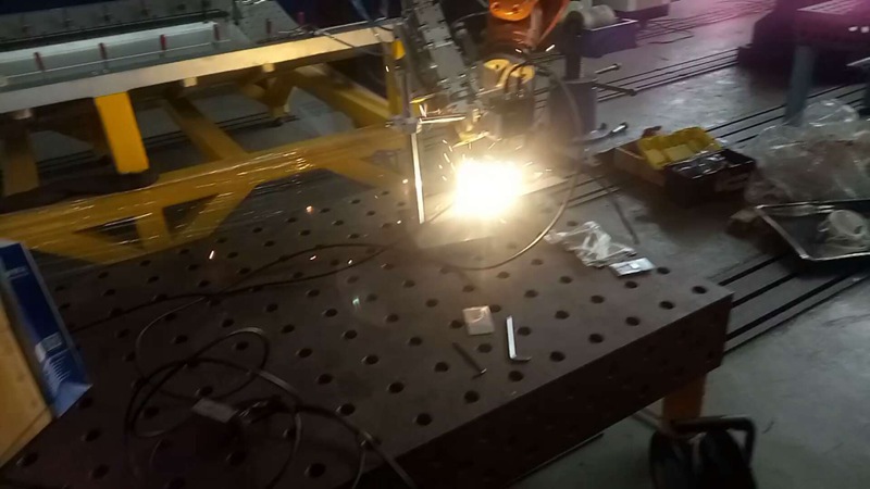 鐳爍光電焊縫跟蹤傳感器抗萬瓦級激光干擾驗證成功